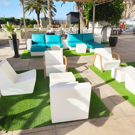 Blue Heaven Apartment *